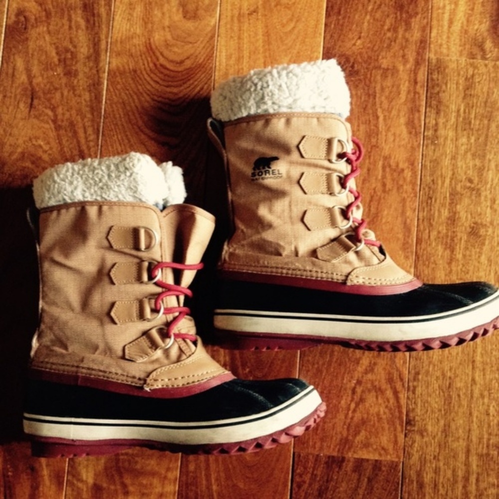 SOREL Women's Winter Carnival Boots